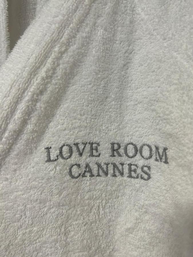 Love Room A Cannes - Appartement 25M2 Pour 2 Personnes Avec Un Jacuzzi Prive Exterior foto